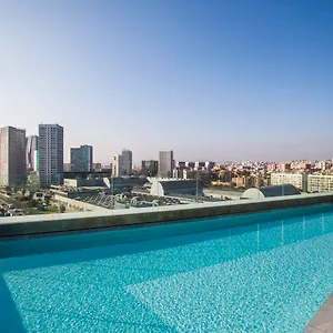 sb-plaza-europa.catalonia-hotels.com/